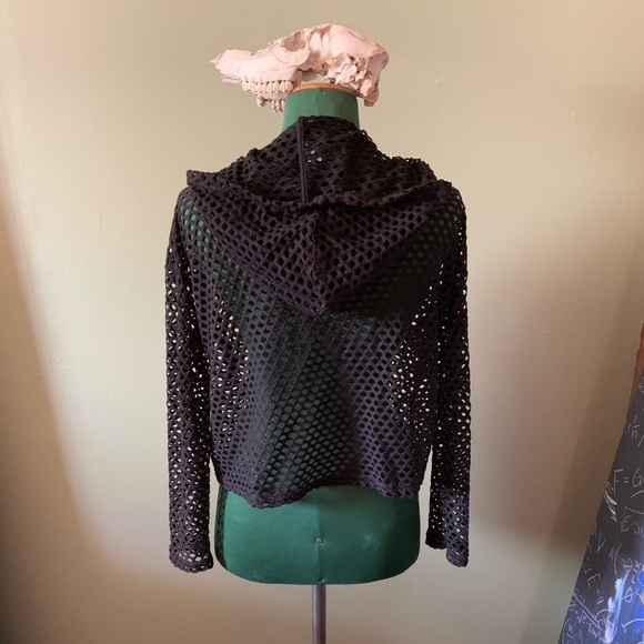 Hot Topic black mesh crop hoodie - Picture 3 of 4